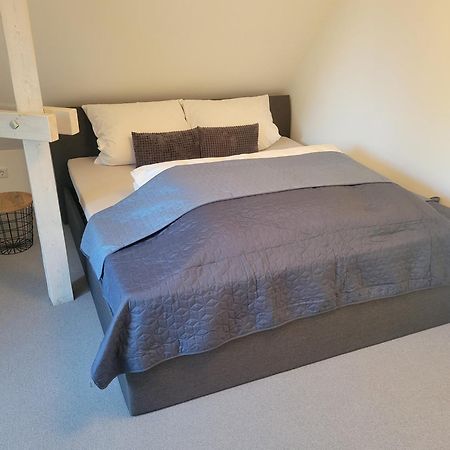 Ferienwohnung Wohnen Am Steiger In Erfurt Sued Exterior foto
